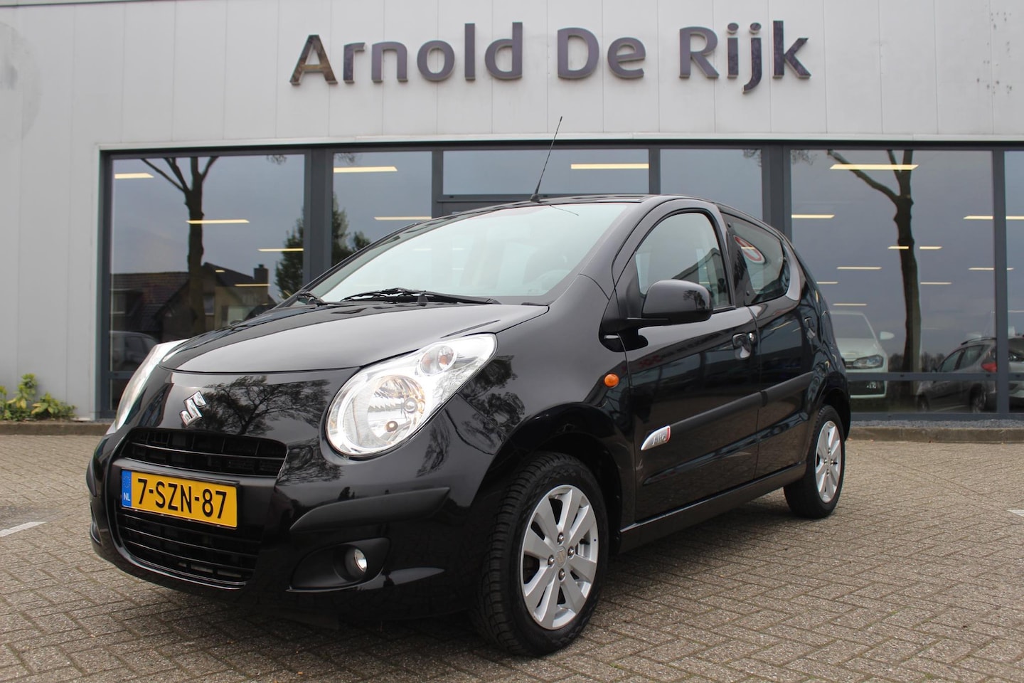 Suzuki Alto - 1.0 Exclusive EASSS 1.0 Exclusive EASSS - AutoWereld.nl
