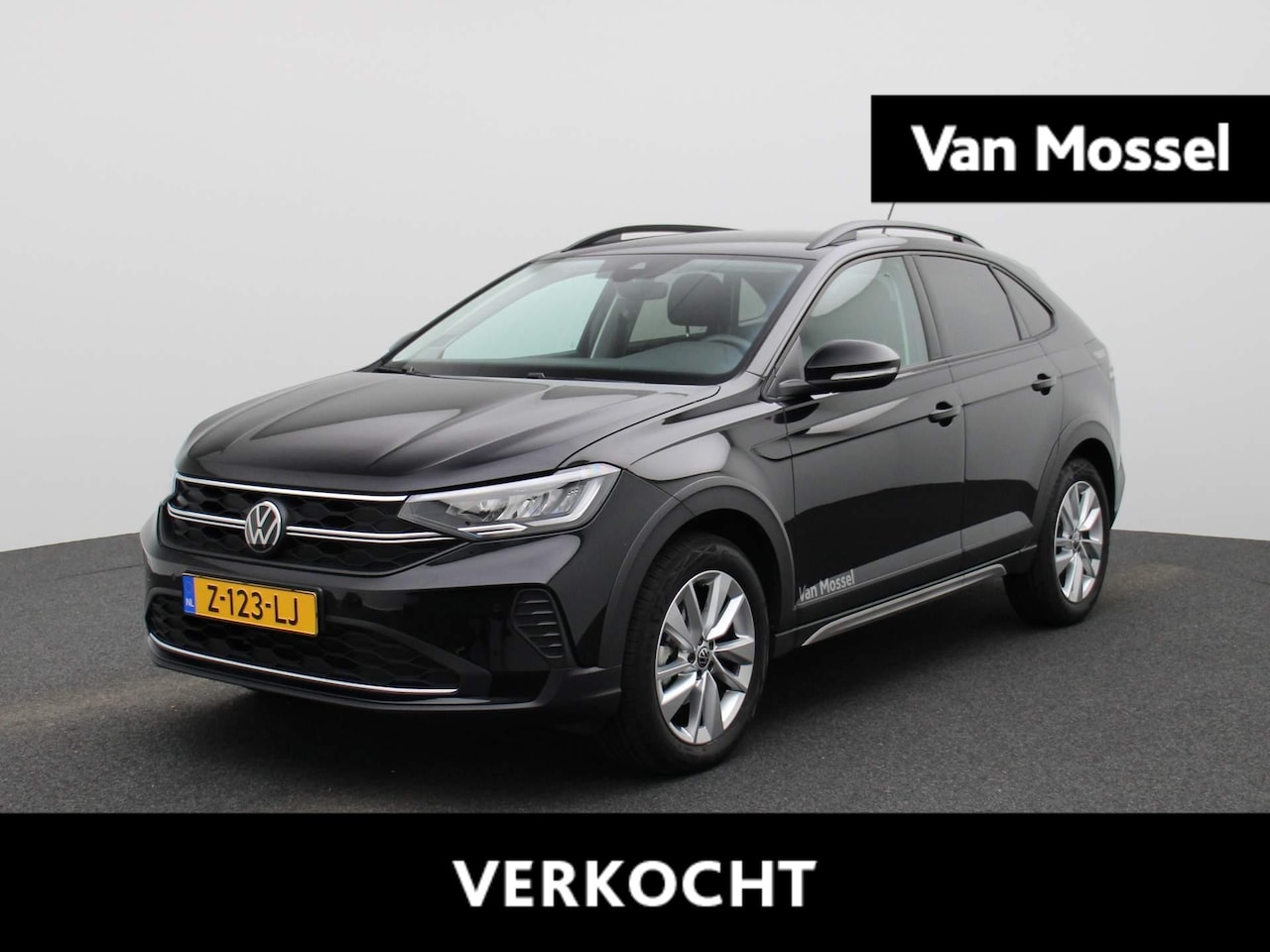 Volkswagen Taigo - 1.0 TSI Life Edition 95 PK | Apple Carplay | Achteruitrij camera | Deep Black | Multimedia - AutoWereld.nl