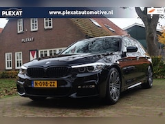 BMW 5-serie Touring - 530d High Executive Aut. | M-Pakket | Panorama | Hifi Sound | Apple Car Play | Full Led |