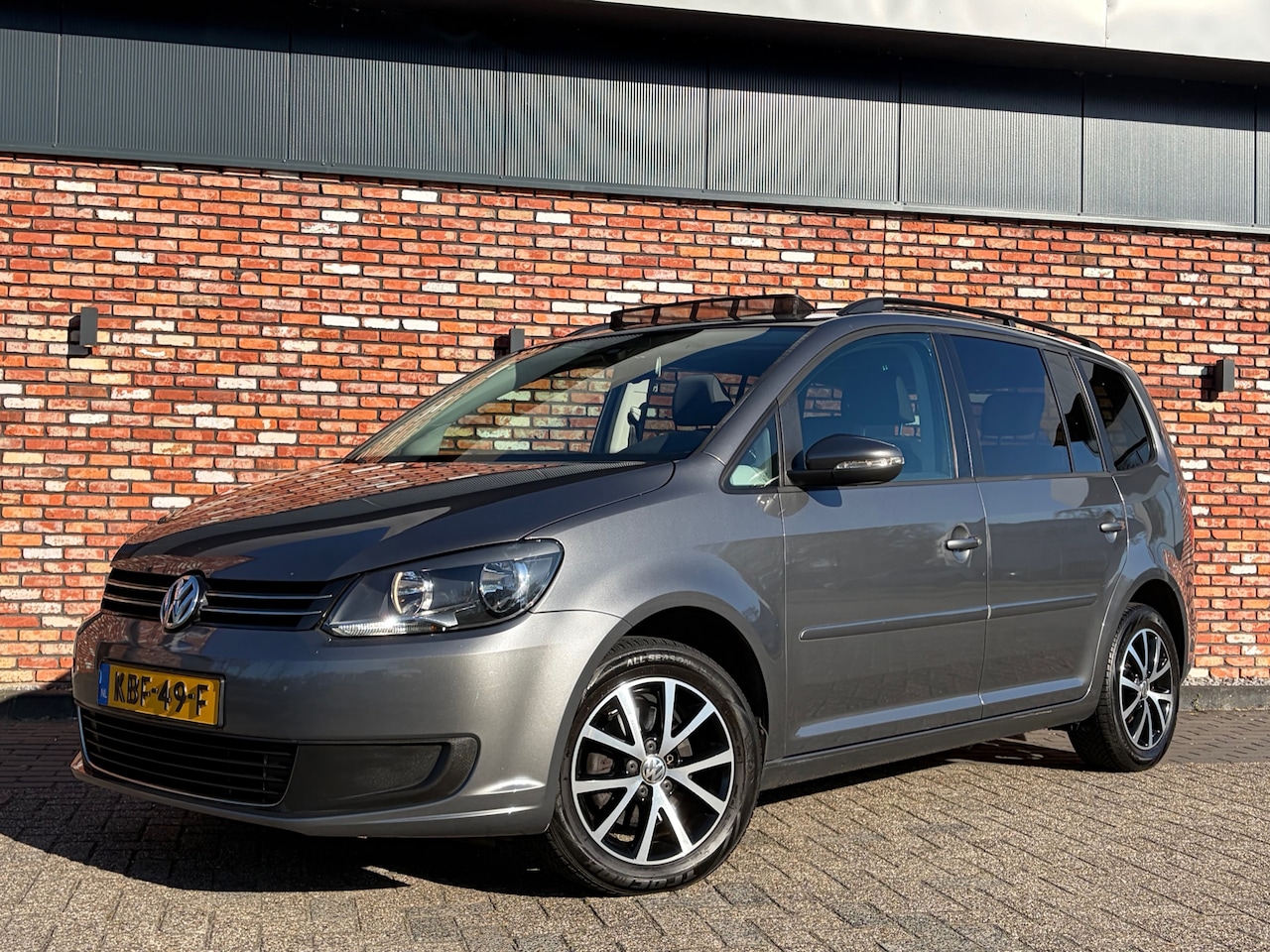 Volkswagen Touran - 1.2 TSI Comfortline BlueMotion Trekhaak Pano Cruise Pdc Voll.Onderhouden! - AutoWereld.nl