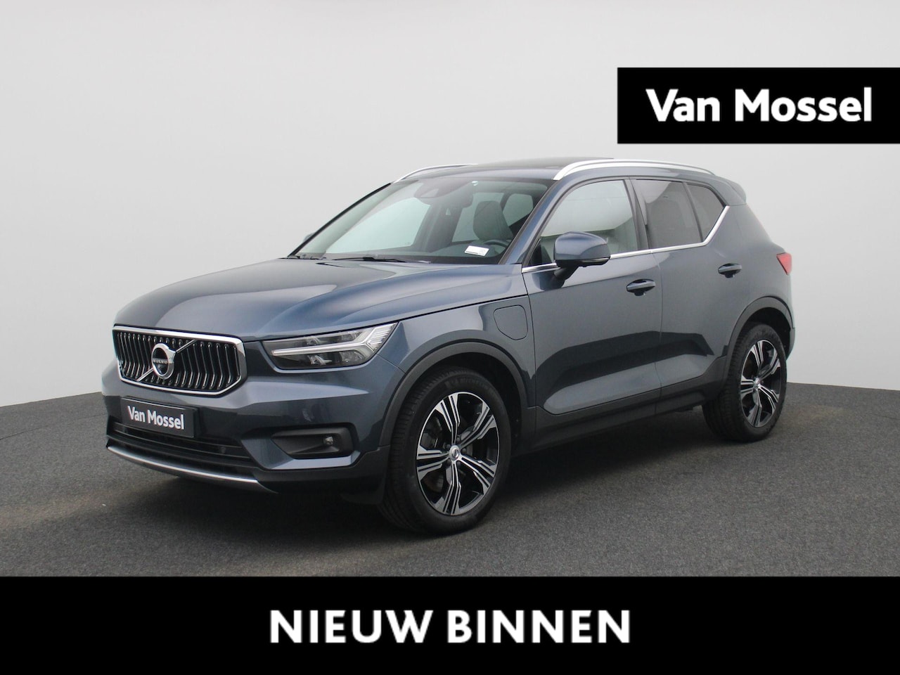 Volvo XC40 - T5 PHEV Inscription Aut. | Automaat | Panoramadak | Trekhaak | Apple Carplay / Android Aut - AutoWereld.nl