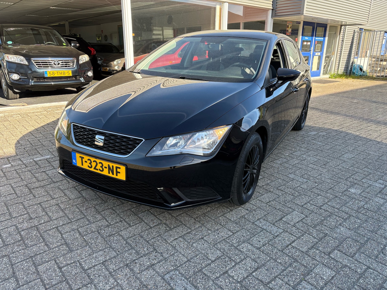 SEAT Leon - 1.2 TSI Reference 1.2 TSI reference - AutoWereld.nl