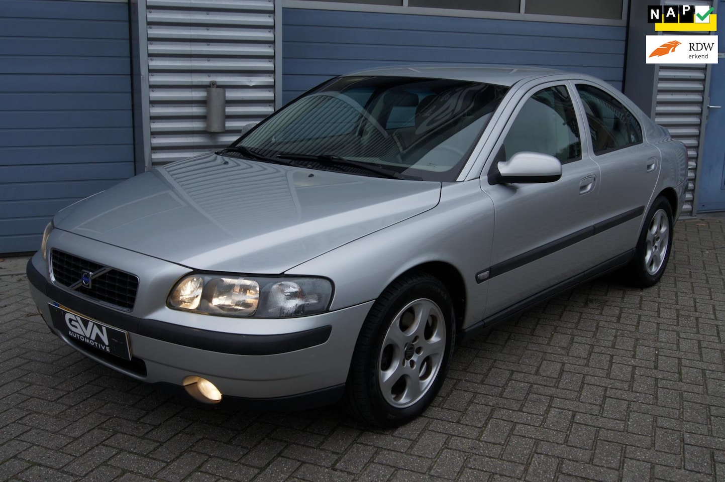 Volvo S60 - 2.4 T Geartronic Sport| NAP | 193pk | Boekjes Compleet - AutoWereld.nl