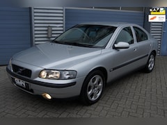 Volvo S60 - 2.4 T Geartronic Sport| NAP | 193pk | Boekjes Compleet