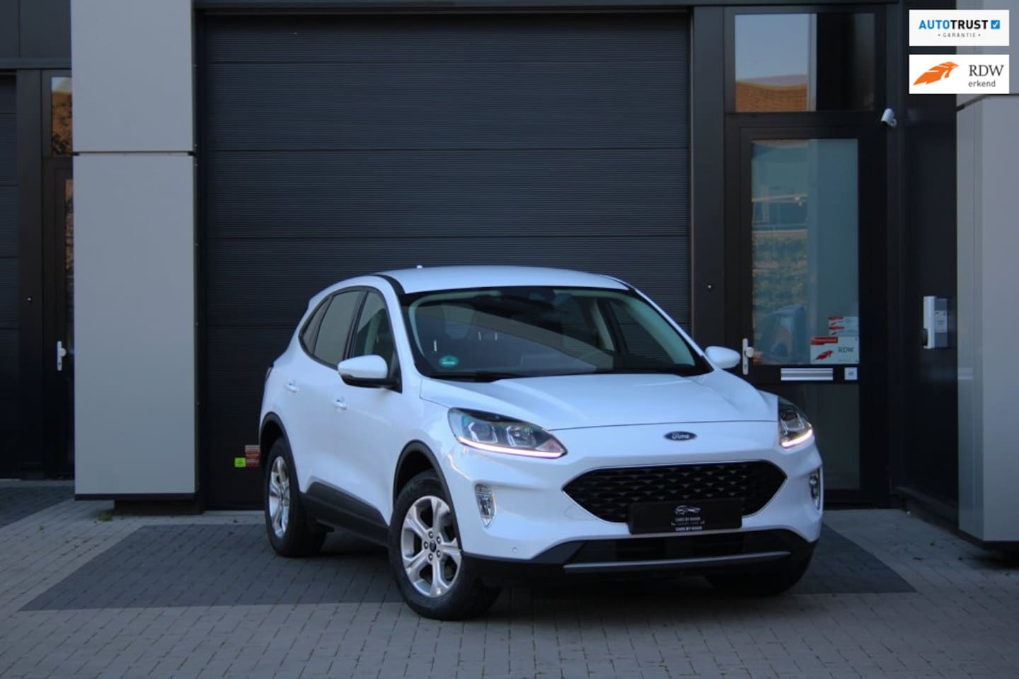 Ford Kuga - 2.5 PHEV - Dealeronderhouden - Carplay - Apk - Garantie - AutoWereld.nl
