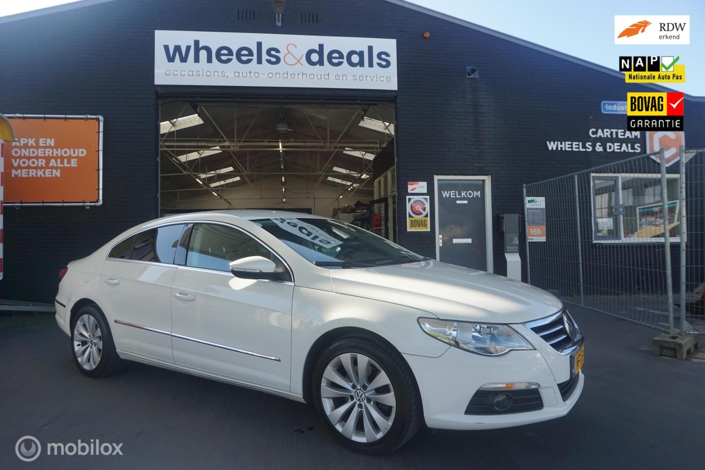 Volkswagen Passat CC - 2.0 TDI BlueTDI 4p. 2.0 TDI BlueTDI 4p. - AutoWereld.nl