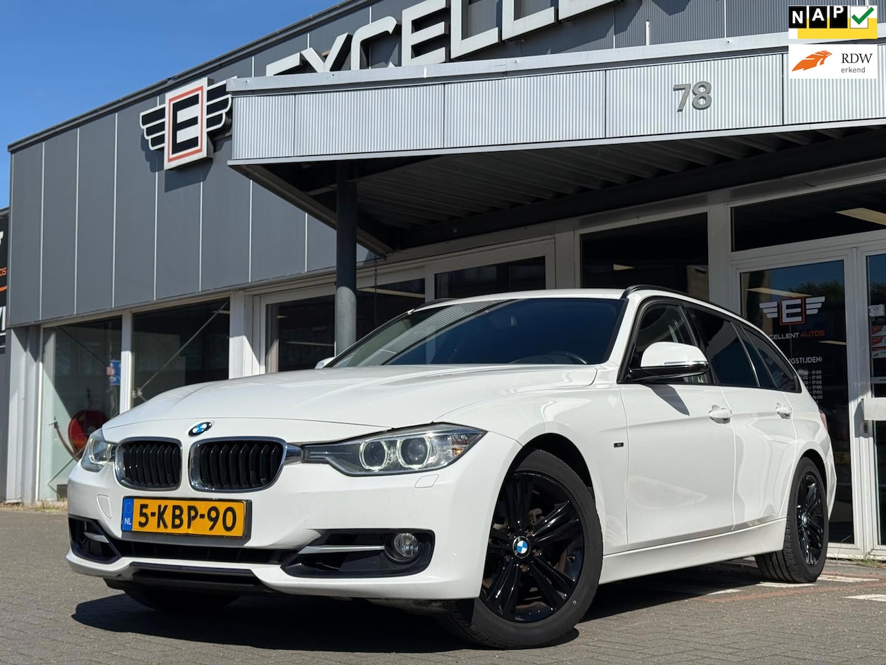 BMW 3-serie Touring - 320i High Executive - Navigatie - AutoWereld.nl