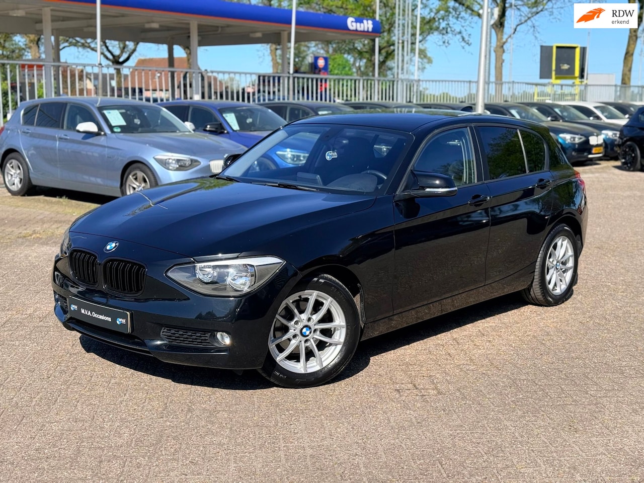 BMW 1-serie - 116i Executive|Nieuwe Ketting + Klepseals|Climate control|Cruise control|PDC|Nette staat.. - AutoWereld.nl