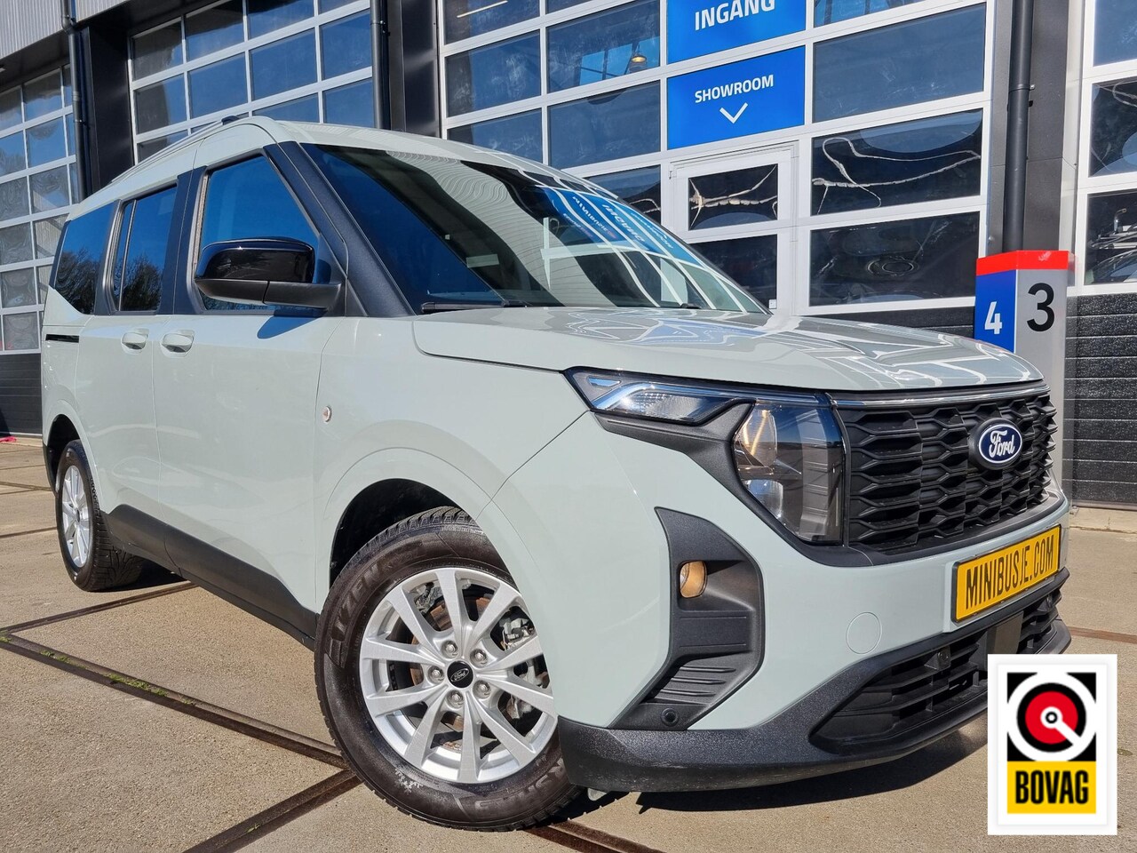 Ford Tourneo Courier - 1.0 EcoBoost AUTOMAAT NAVI / CAMERA / AIRCO ECC / CRUISE / LM VELGEN - AutoWereld.nl