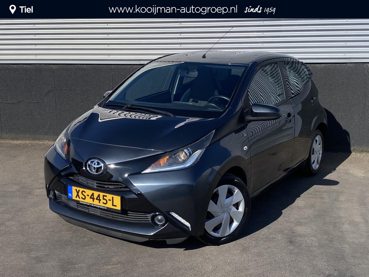 Toyota Aygo - 1.0 VVT-i x-pure Automaat, Airco, achteruitrij camera, bluetooth telefoonvoorbereiding, ce - AutoWereld.nl