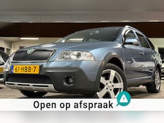 Skoda Octavia Combi - 2.0 FSI Scout|UniekeAuto|4x4|NAP|PerfectOH|Airco|Cruise|Fulloption|