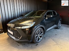 Toyota C-HR - 2.0 Plug-in Hybrid 220 Dynamic