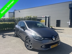 Renault Clio - 1.5 dCi Night&Day Navigatie Parksensor Clima