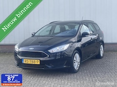 Ford Focus Wagon - 1.0 Trend | Dealer onderhouden | NW- Distr-riem | Navi | Cruise |Cruise | PDC |