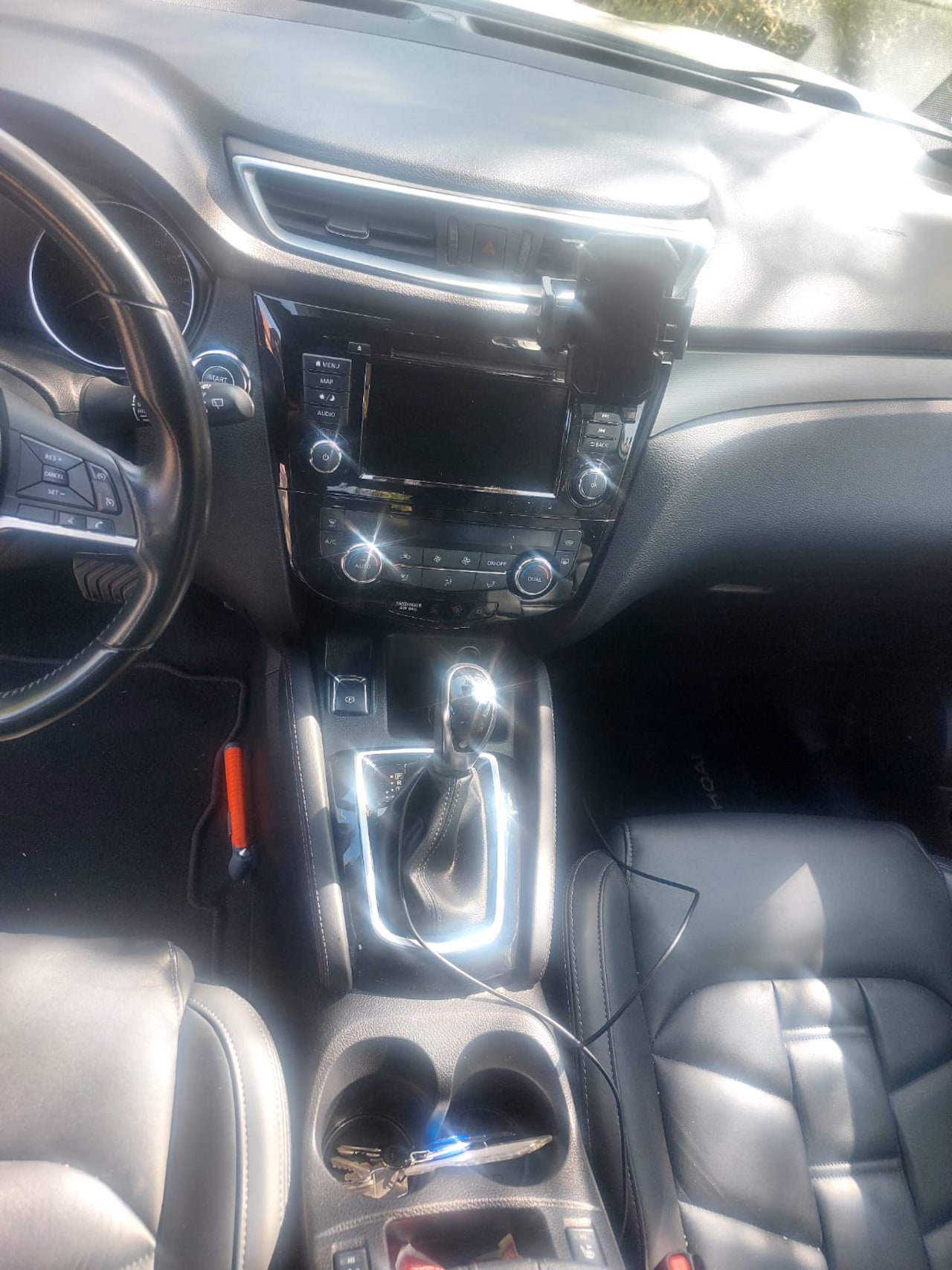 Nissan Qashqai - 1.3 Tekna + - AutoWereld.nl