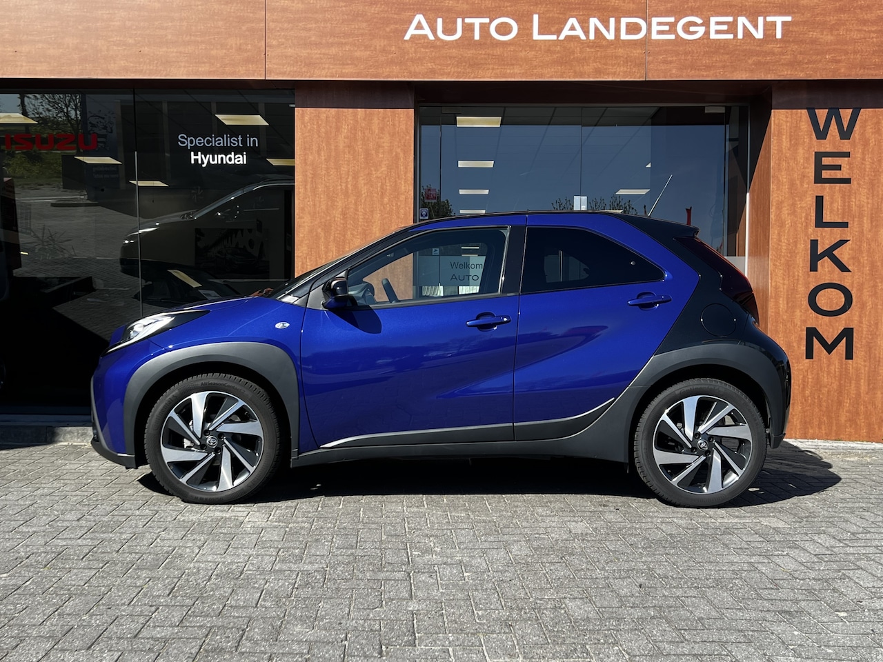 Toyota Aygo X - 1.0 VVT-i S-CVT envy 1.0 VVT-i S-CVT Envy - AutoWereld.nl