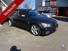 Lexus IS SportCross - 200 Business