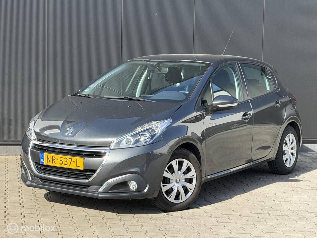 Peugeot 208 - 1.2 82PK Blue Lion | NAVI | CARPLAY | CRUISE | - AutoWereld.nl