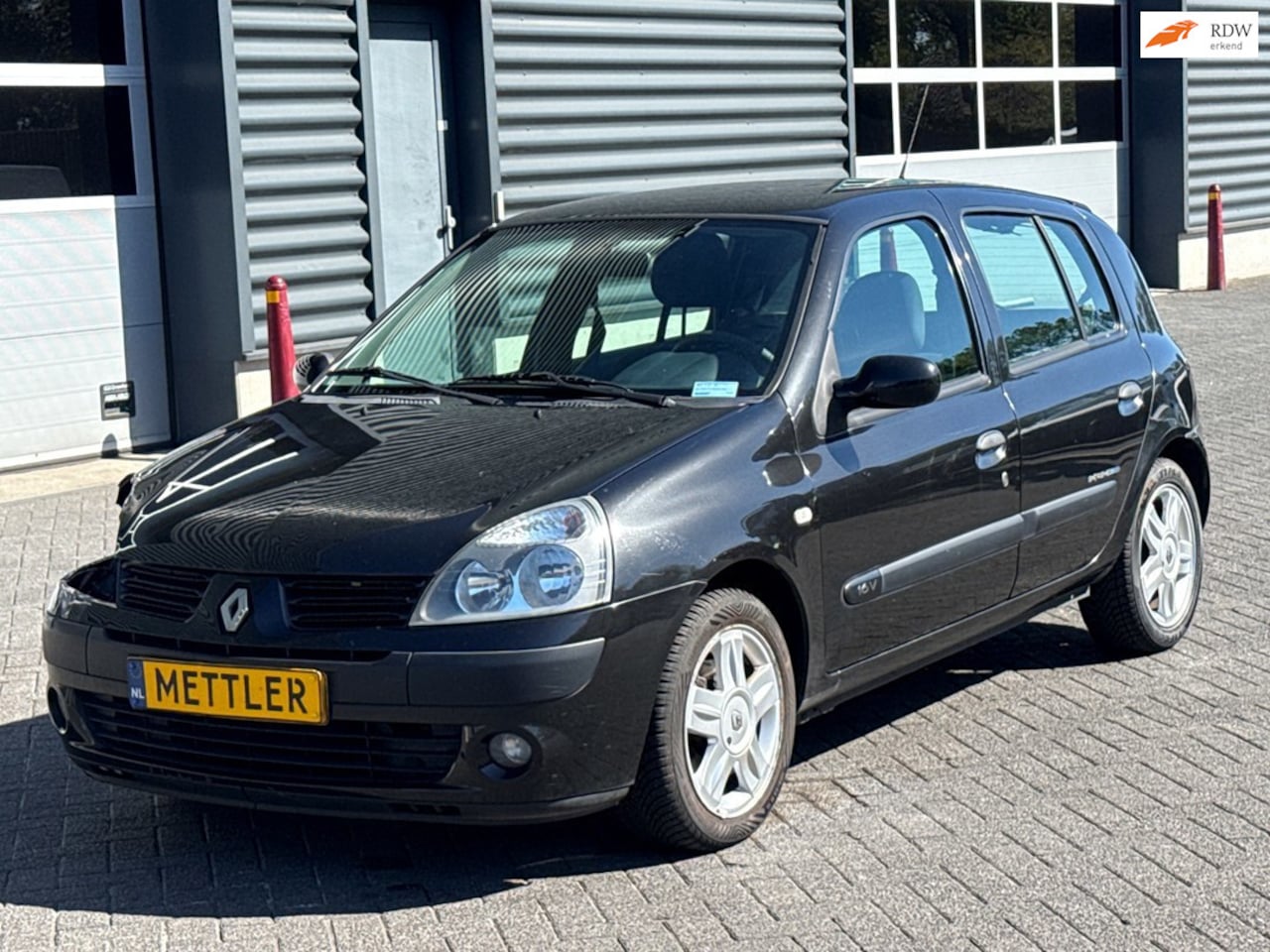 Renault Clio - 1.2-16V Drive 1.2-16V Drive, airco - AutoWereld.nl