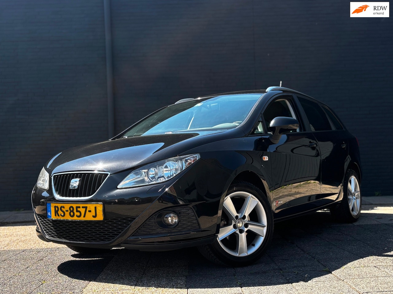 SEAT Ibiza ST - 1.4 COPA Plus | Stoelverwarming | Trekhaak - AutoWereld.nl