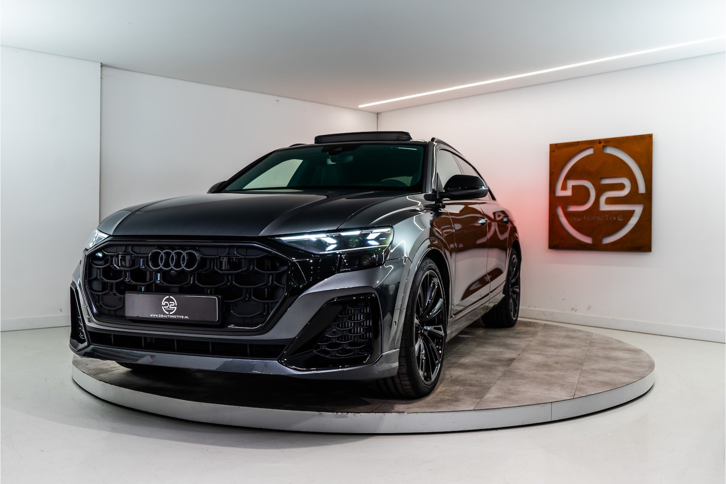 Audi Q8 - 60 TFSI E Quattro S-Edition Competition 490PK FACELIFT | Pano | B&O | Vierwielsturing | VO - AutoWereld.nl