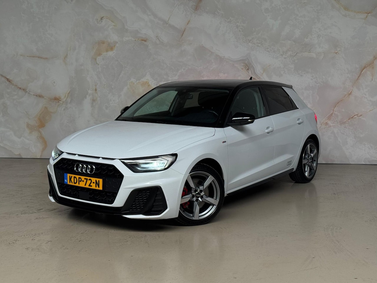 Audi A1 Sportback - 40 TFSI S Line / LED / DSG / - AutoWereld.nl