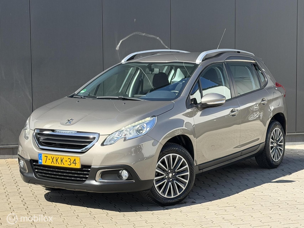 Peugeot 2008 - 1.6 VTi Active | CRUISE | NAVI | TREKHAAK | - AutoWereld.nl