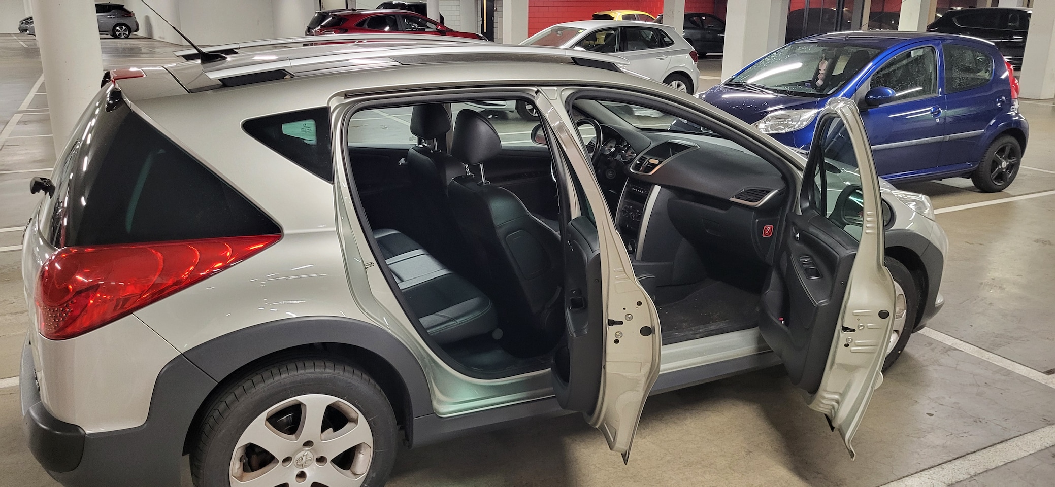 Peugeot 207 SW Outdoor - 1.6 VTi XS - AutoWereld.nl