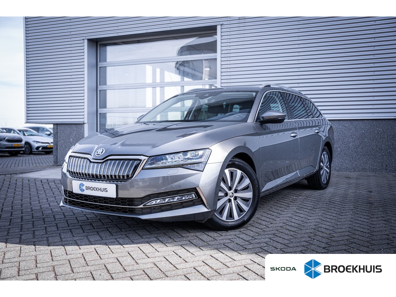 Skoda Superb Combi - 1.4 TSI 218PK iV Style | Achteruitrijcamera | Apple Carplay/Android Auto|telefoonintegrati - AutoWereld.nl