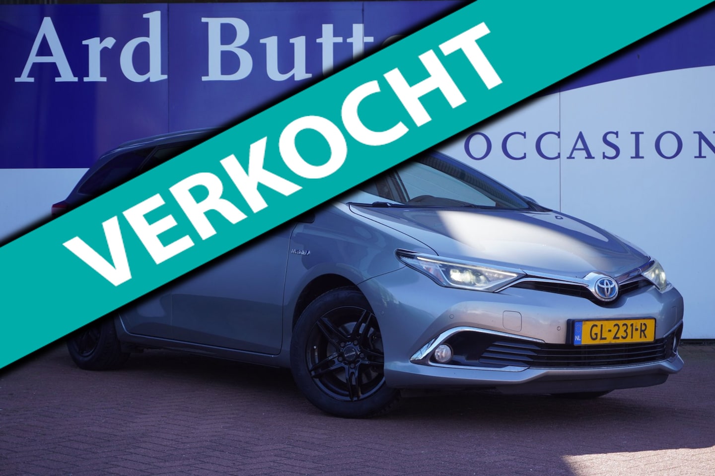 Toyota Auris Touring Sports - 1.8 Hybrid Lease pro+Pano-dak 7999,- ONLY EXPORT +Half-Leder+stoel-verw+led+navigatie+came - AutoWereld.nl