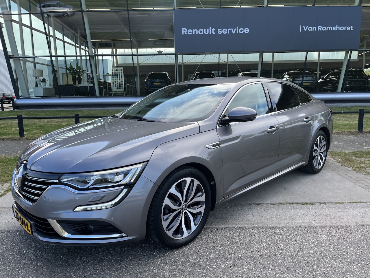 Renault Talisman - 1.6 TCe Intens 150PK / Automaat / Trekhaak / 4-Control / Stoelverw. + Stuurverw. / LMV / - AutoWereld.nl