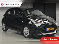 Toyota Aygo - 1.0 VVT-i x-play // 39.000 km // AIRCO // CAMERA // CARPLAY //