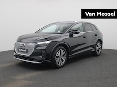 Audi Q4 e-tron - 40 Edition 63 kWh l Adaptive cruise control l Climate control l Navigatie l Trekhaak l Pri