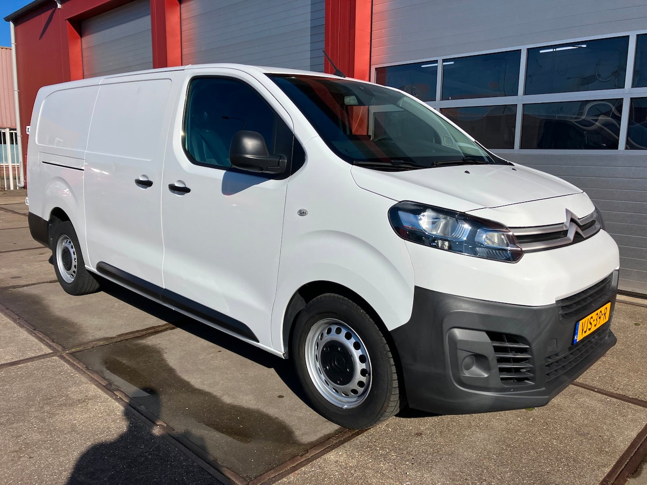 Citroën Jumpy - 2.0 BlueHDI 120 M Club L3 - AutoWereld.nl