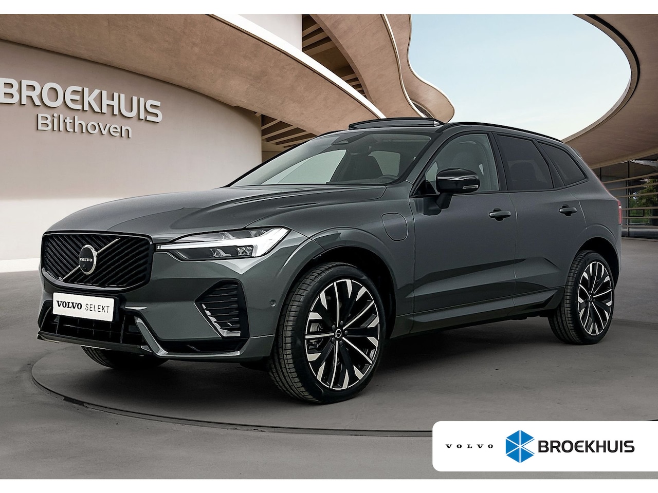 Volvo XC60 - NEW MODEL T6 Plug-in hybrid AWD Plus Dark | Panoramadak | Harman & Kardon | HUD | BLIS | 2 - AutoWereld.nl