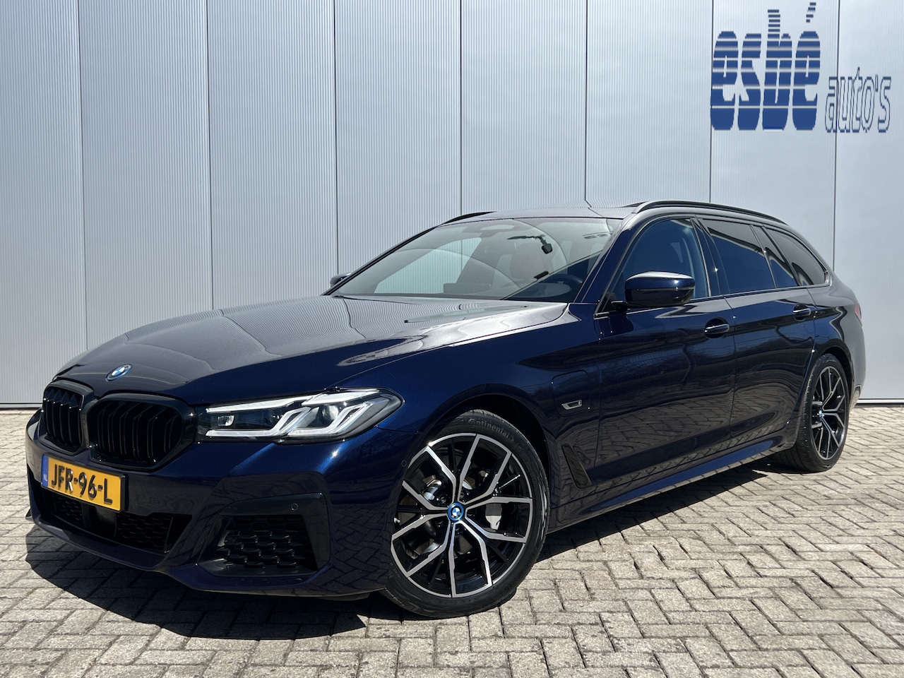 BMW 5-serie Touring - 530e M-Sport Panoramadak Driving Ass Prof Keyless Rondzicht Camera Elek Stoelen Stoel + St - AutoWereld.nl