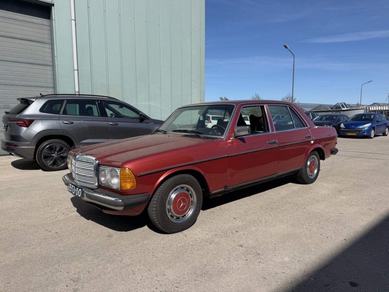 Mercedes-Benz 200-280 (W123) - 300 D 5 cyl. 300 D 5 cyl. - AutoWereld.nl