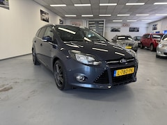 Ford Focus Wagon - 1.0 EcoB. Edit. Plus