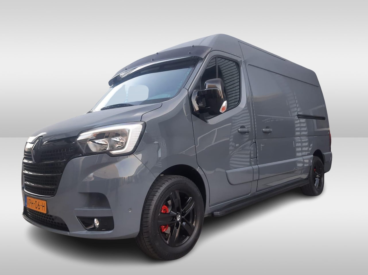 Renault Master - 2.3 dCi 180pk L2 H2 Black Edition (Wordt verwacht) - AutoWereld.nl