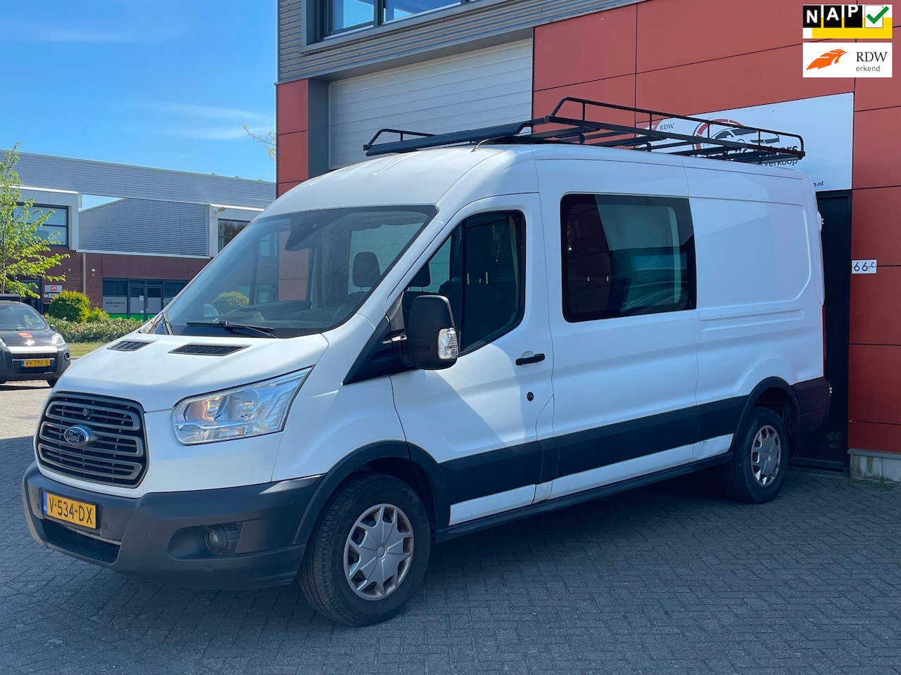 Ford Transit - 350 2.0 TDCI L3H2 Trend DC 6P APK AIRCO NAVI PDC CRUISE TREKHAAK - AutoWereld.nl