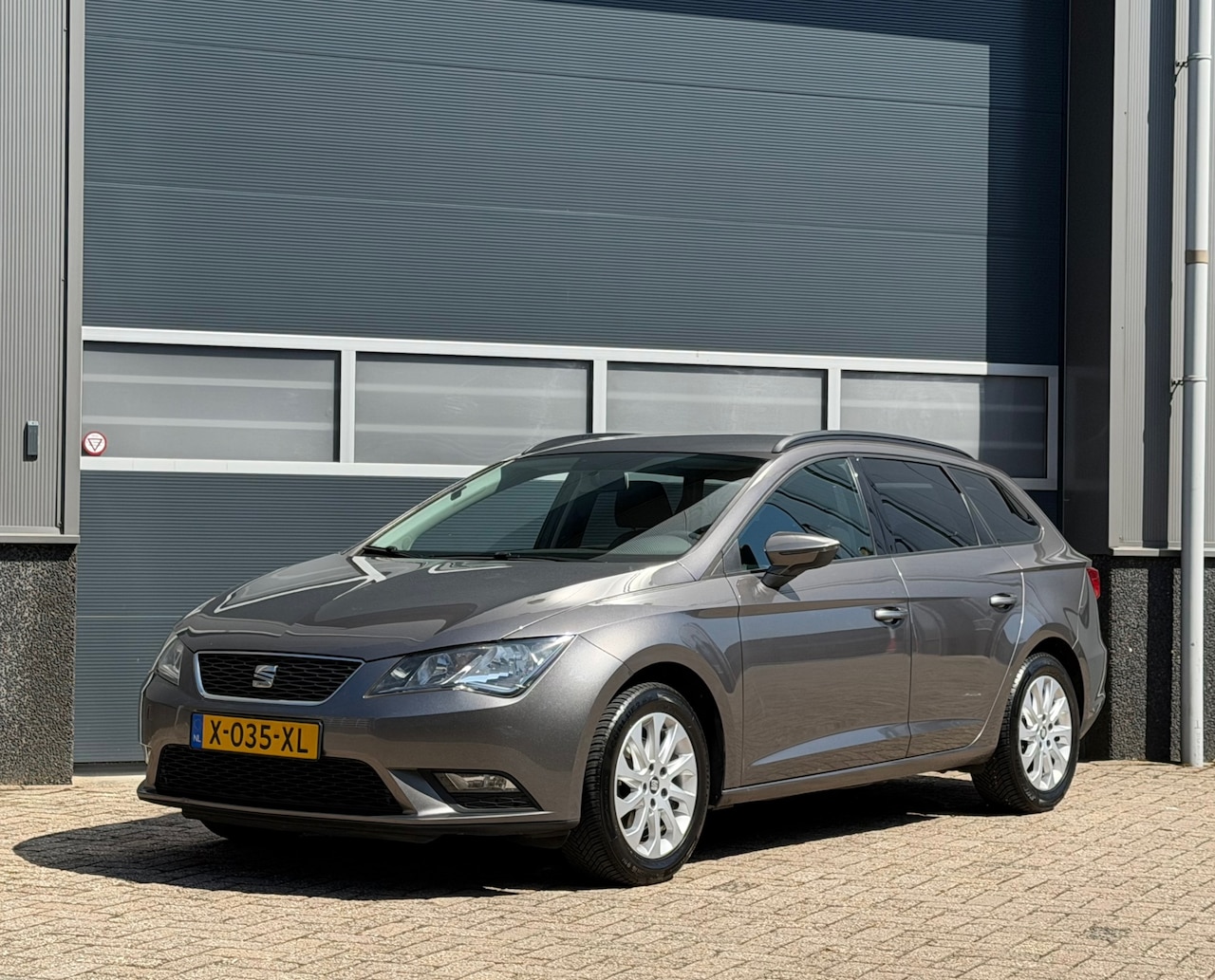 SEAT Leon ST - 1.2 TSI Reference bj.2014 Carplay|OH aantoonbaar. - AutoWereld.nl
