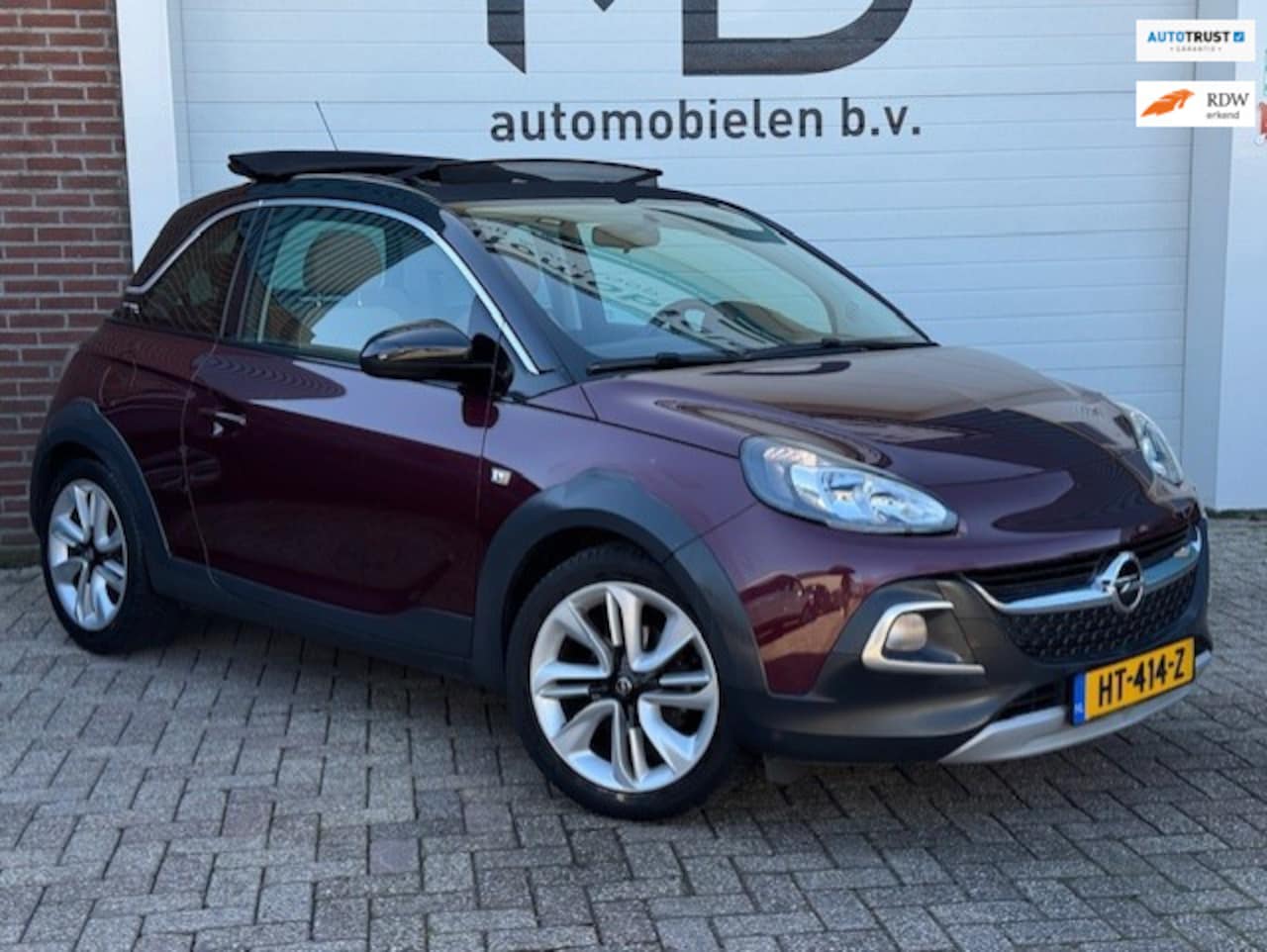 Opel ADAM - 1.2 Glam Rocks Cabrio - Dealer onderhouden - LED - AutoWereld.nl