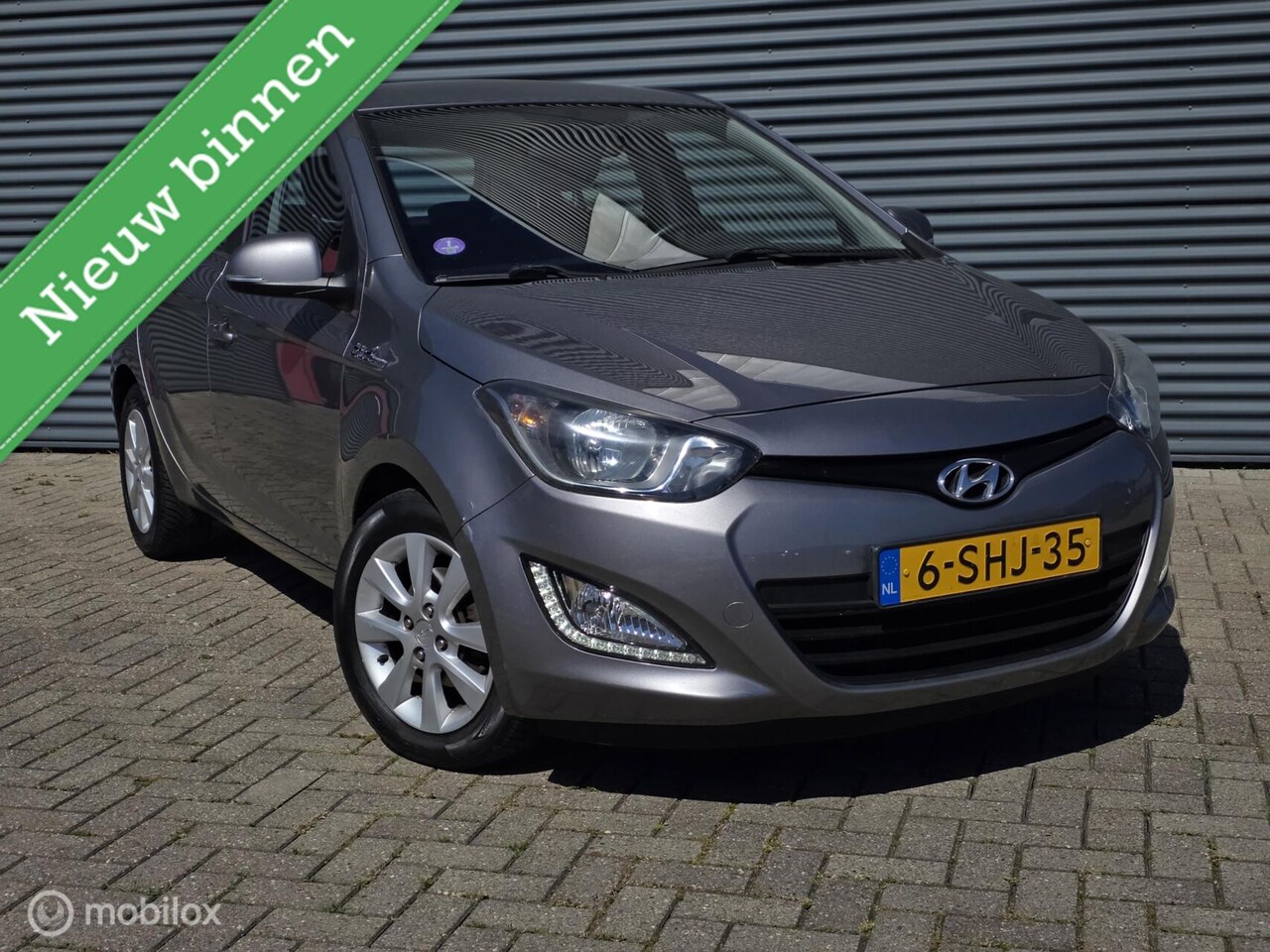 Hyundai i20 - 1.2i Business Edition 1.2i Business Edition - AutoWereld.nl