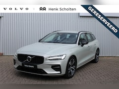Volvo V60 - B4 Plus Dark | Verwarmbare voorstoelen en stuurwiel | Parkeercamera achter | Apple carplay