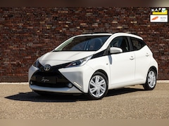 Toyota Aygo - 1.0 VVT-i x-wave 5-drs | Cabrio | Camera | Airco | Trekhaak |