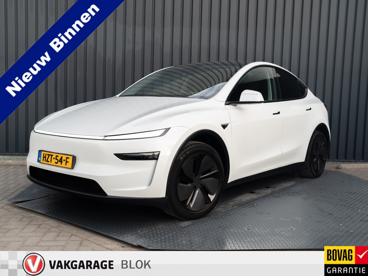 Tesla Model Y - Premium Long Range RWD 75 kWh | 20'' | Prijs Rijklaar!! - AutoWereld.nl