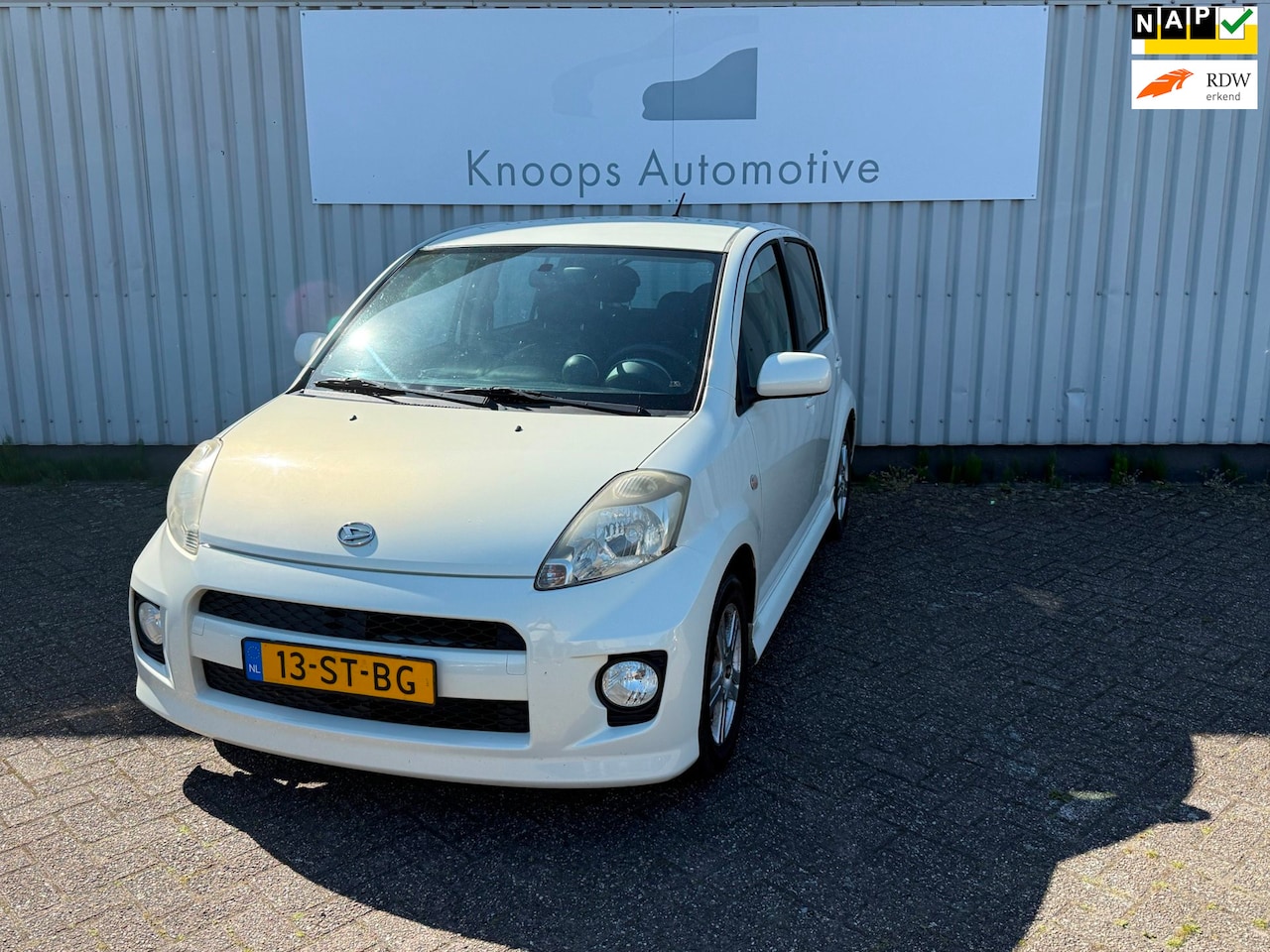 Daihatsu Sirion 2 - 1.3-16V Comfort Airco, 5drs - AutoWereld.nl