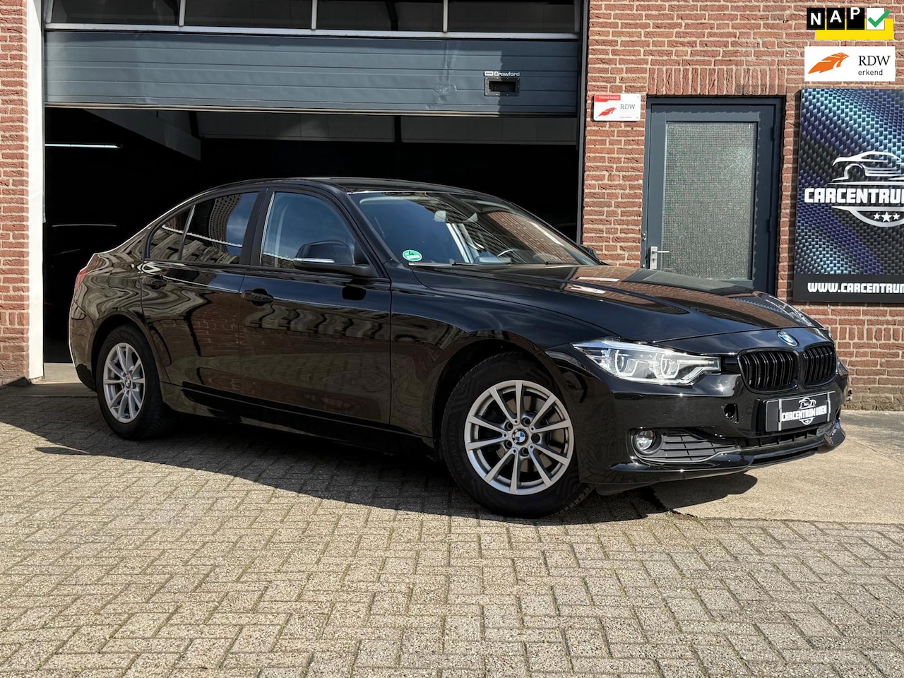 BMW 320I
