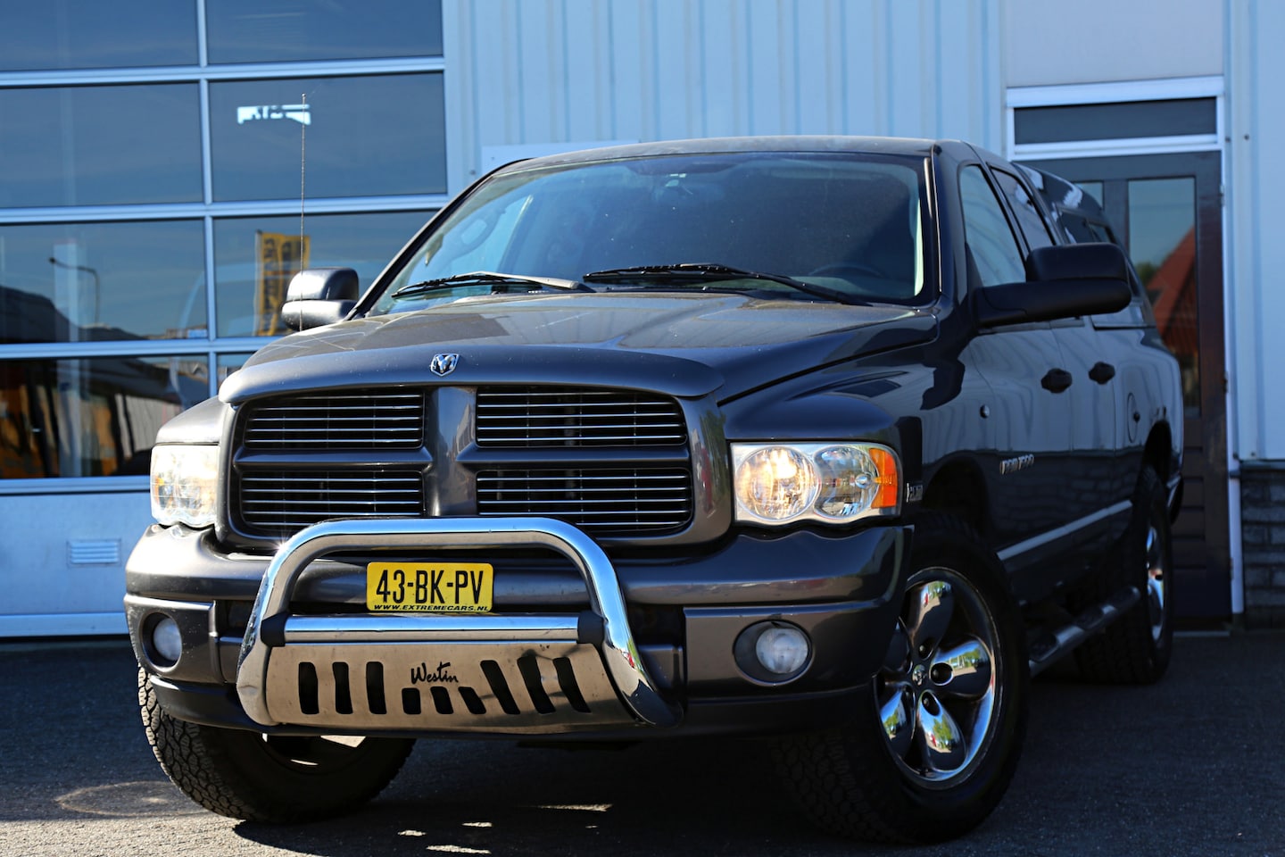 Dodge Ram 1500 - 5.7 V8 Hemi Magnum LPG 4WD*Marge*NL-Auto*Youngtimer*Perfect Onderh.*Trekhaak/Leder/Stoelve - AutoWereld.nl