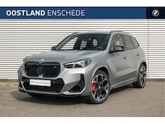 BMW X1 - M35i High Executive Automaat / Panoramadak / M Sportstoelen / Adaptieve LED / M Adaptief o